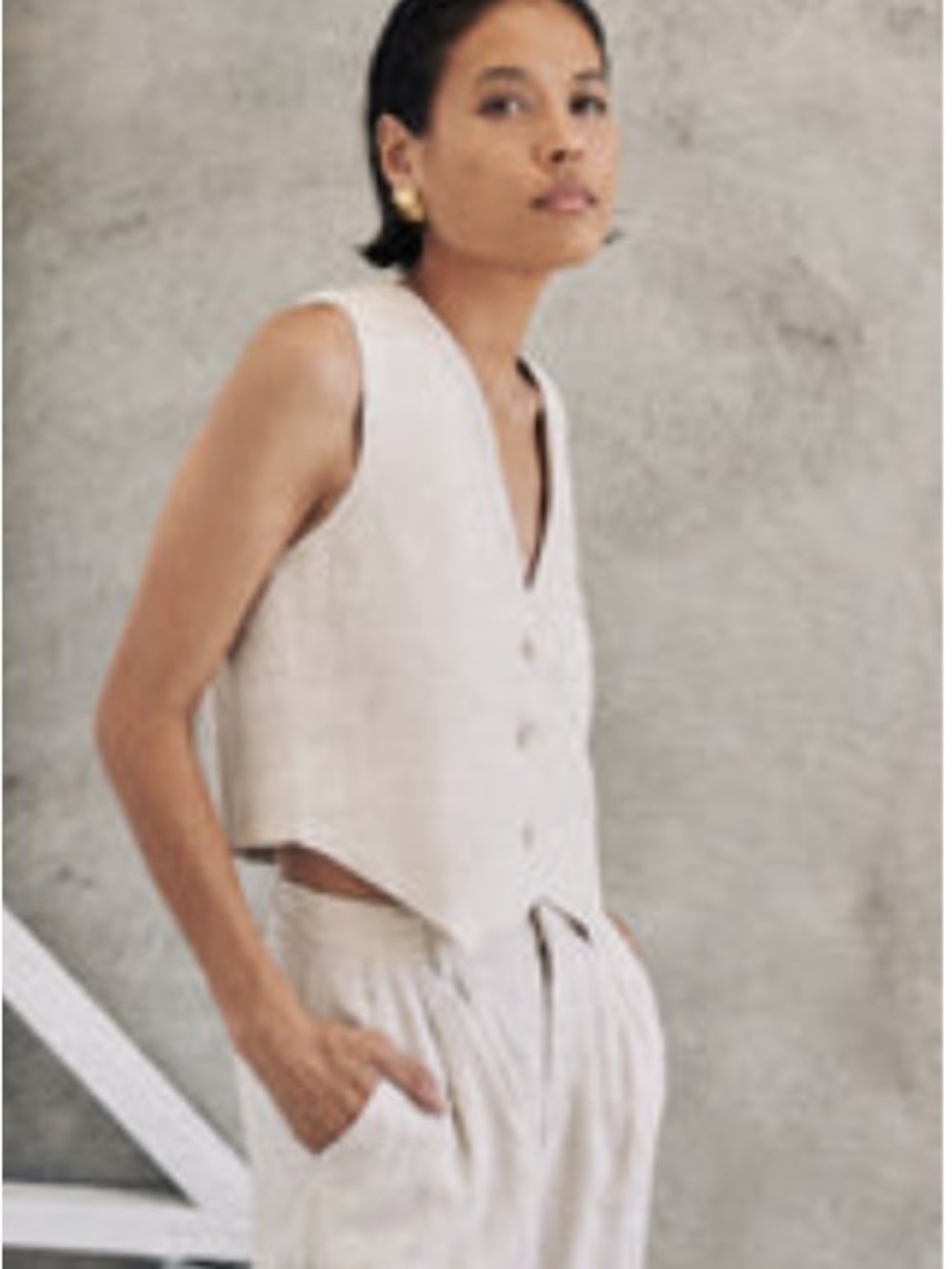 DISSH linen vest